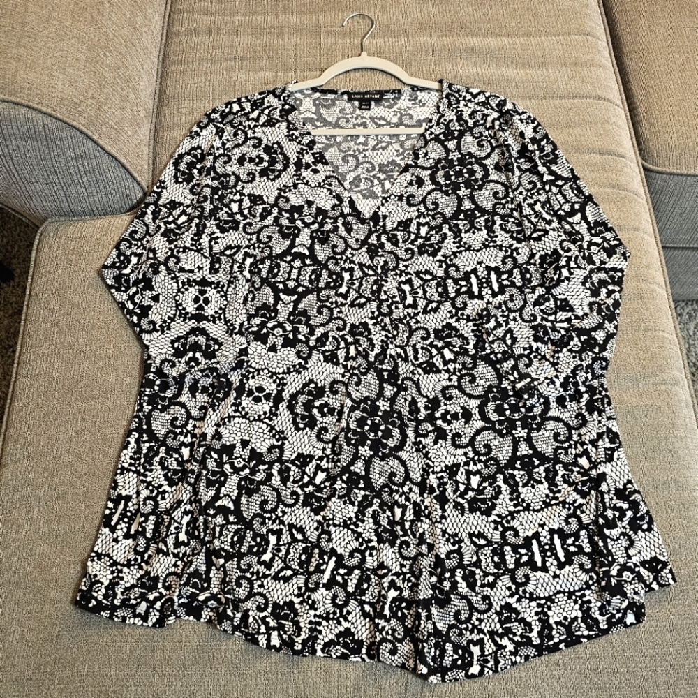 Lane Bryant Black White Boho Office Career Casual Abstract Top Size 18/20
